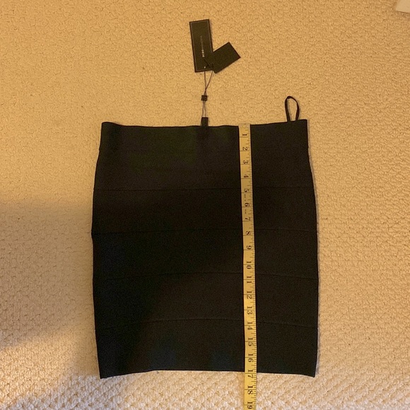 BCBGMAXAZRIA Simone Bandage Skirt - Picture 6 of 6